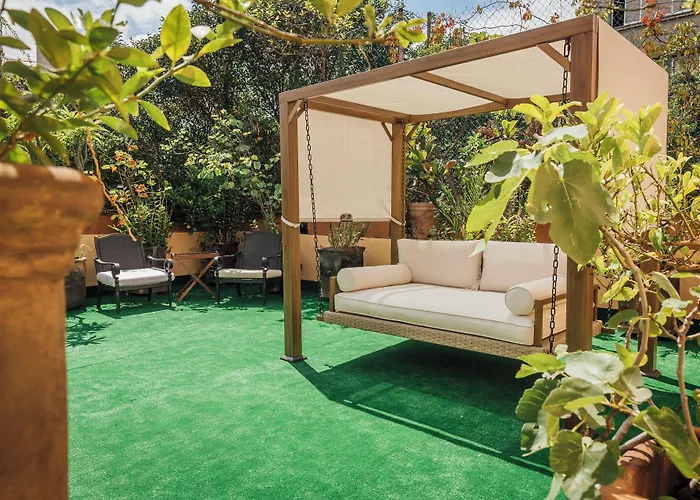 Maison Du Comte 5*