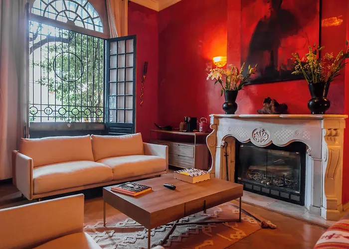 Hotel Maison Du Comte 5*